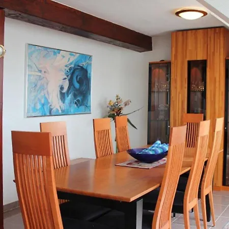 Apartment Auf Wassergrundstueck
